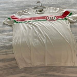 Like new Gucci Medium t shirt